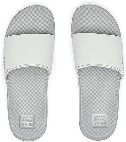 ����� ����� Reef | One Slide Grey Stone