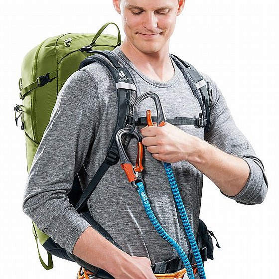  ����  ����� ��  Deuter  Trail pro 33
